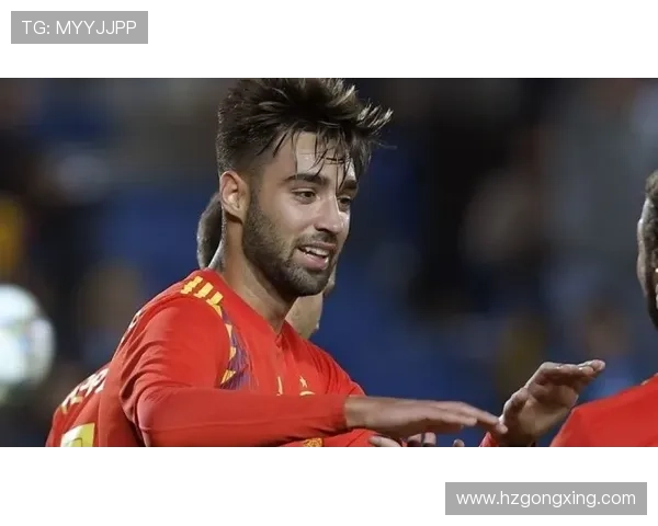 多特锁定15岁天才后卫坎特